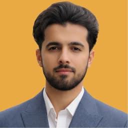 Portrait of Shaheer Ahmed, Advertising Strategist at HMD Publishing