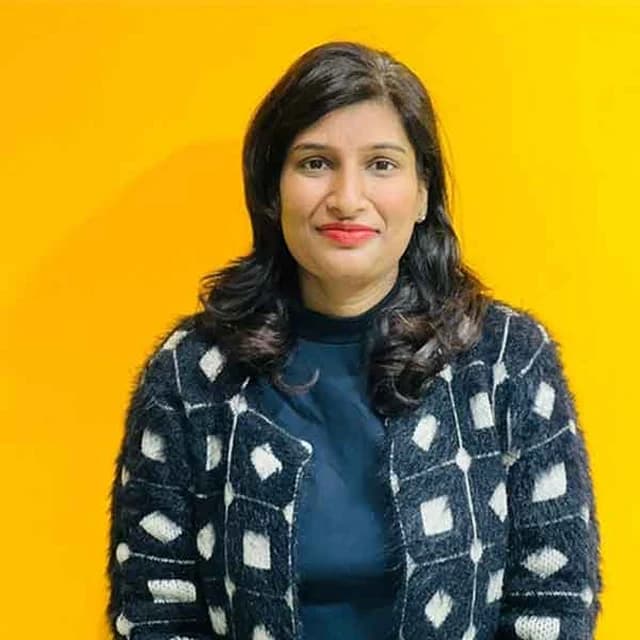 Portrait of Uzma, Book Editor at HMD Publishing